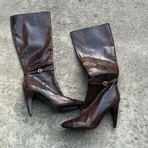 Sam Edelman Boots snake print size 10 brown gold loop heeled